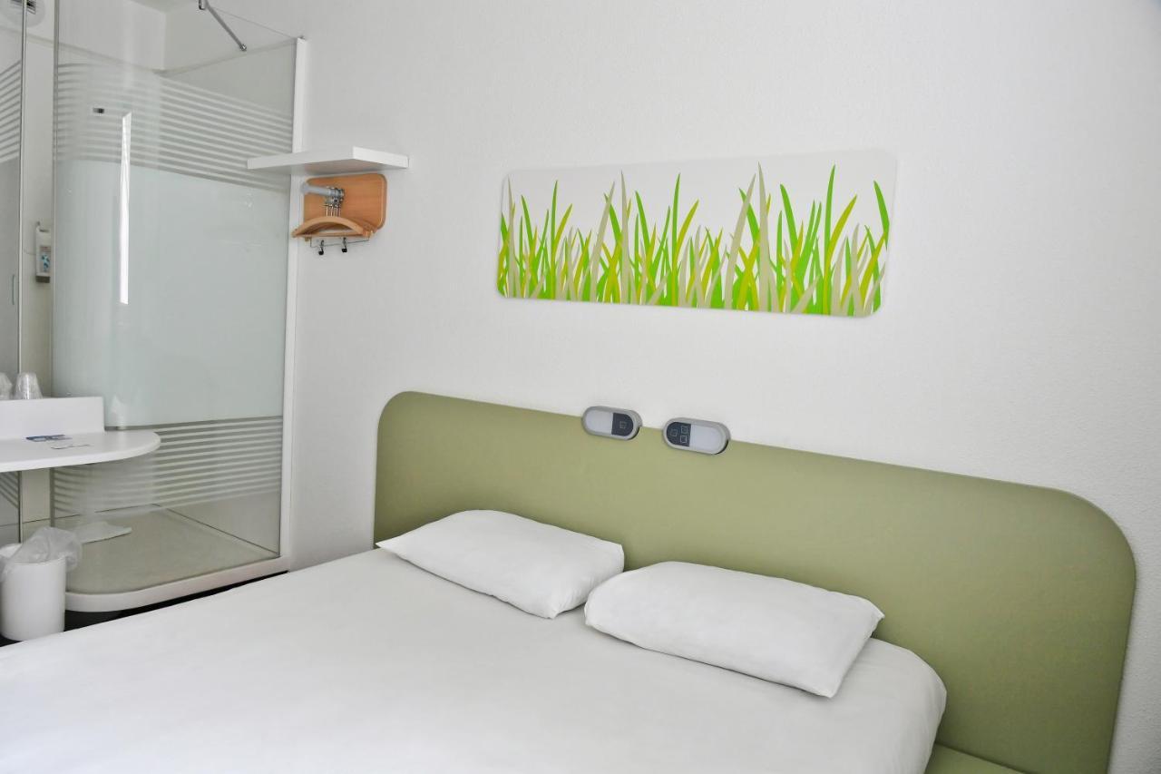Ibis Budget Saint-Quentin Centre Gare Eksteriør billede