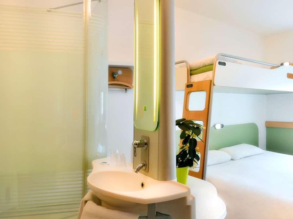 Ibis Budget Saint-Quentin Centre Gare Eksteriør billede